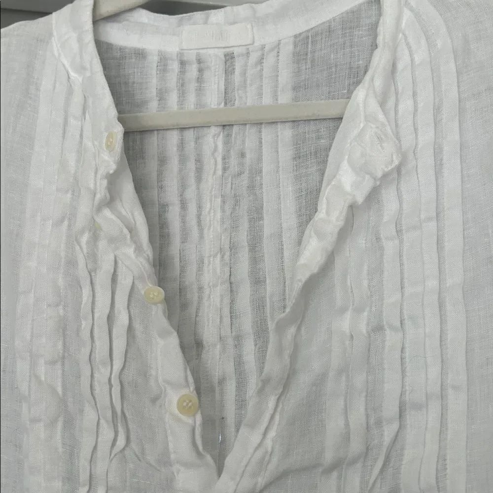 White Button-Up Tunic Top - Picture 2 of 2